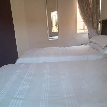 Vuya Nathi Bed And Breakfast Manzini Eksteriør billede